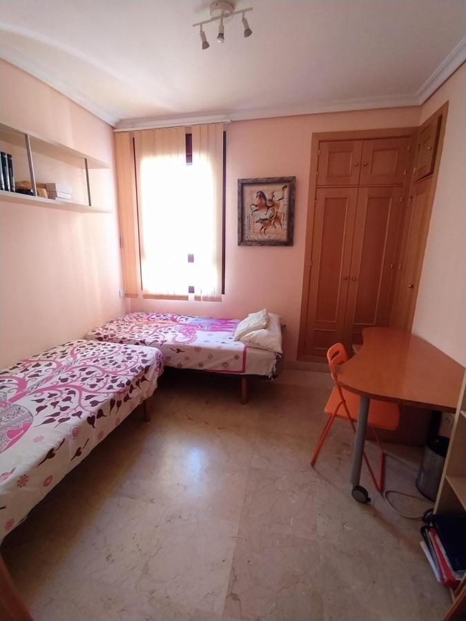 Edificio Trovador Apartment เซบีญา ภายนอก รูปภาพ